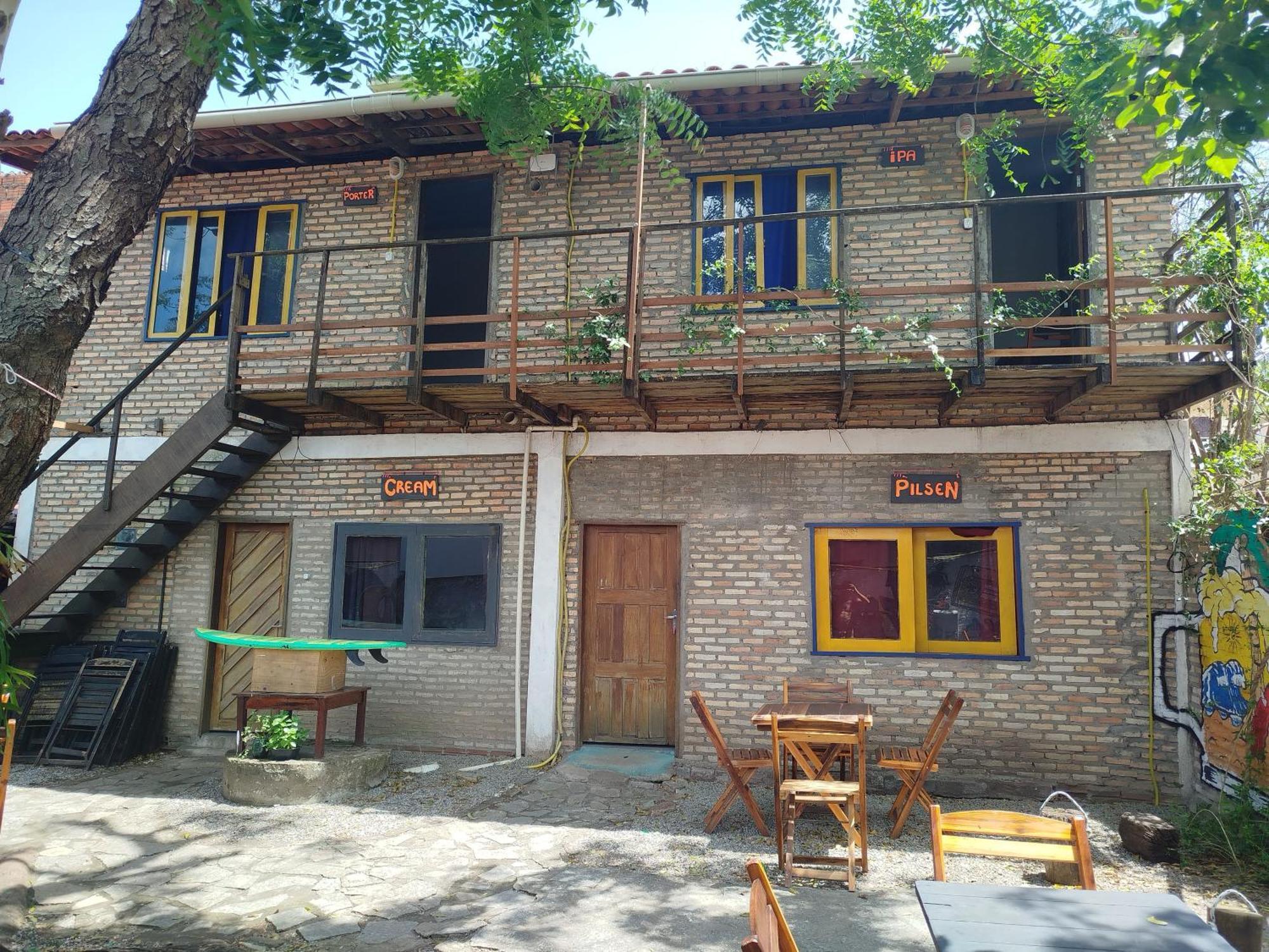 Waves Hostel & Pub Praia de Pipa 外观 照片